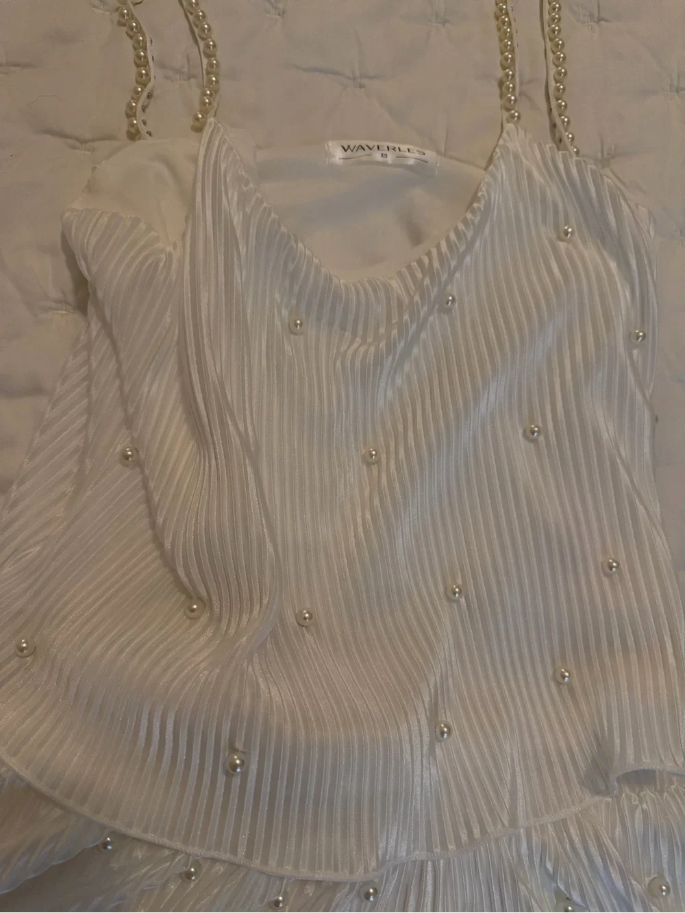 Waverles pearl set